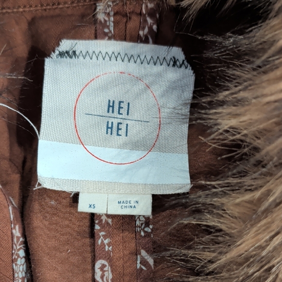 Anthropologie Tan Vest with Faux Fur Trim - Picture 2 of 4